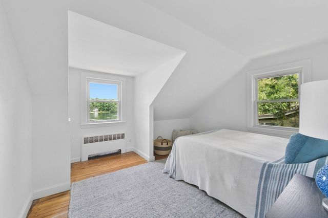 89 Dudley Rd, Wayland, MA 01778