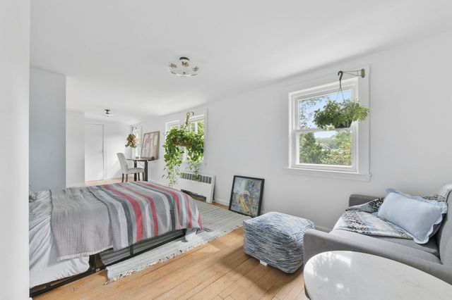89 Dudley Rd, Wayland, MA 01778