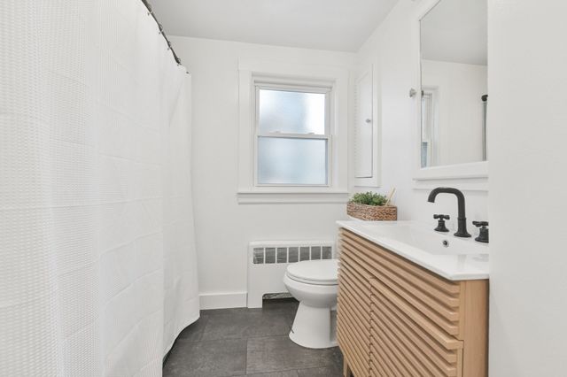 89 Dudley Rd, Wayland, MA 01778