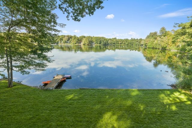 89 Dudley Rd, Wayland, MA 01778