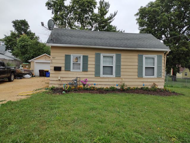 1027 Garfield Avenue, Belvidere, IL 61008