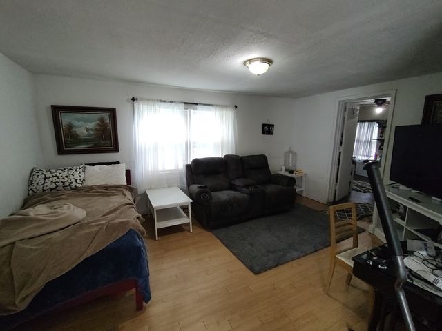 1027 Garfield Avenue, Belvidere, IL 61008