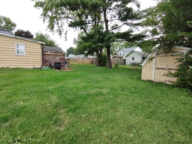 1027 Garfield Avenue, Belvidere, IL 61008
