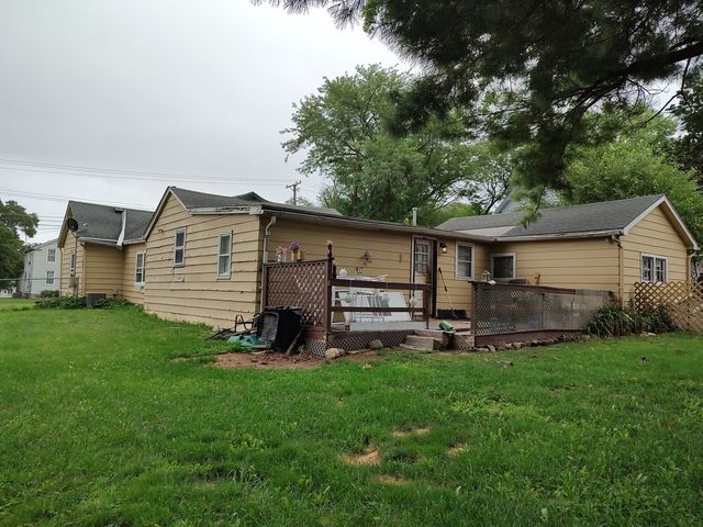 1027 Garfield Avenue, Belvidere, IL 61008