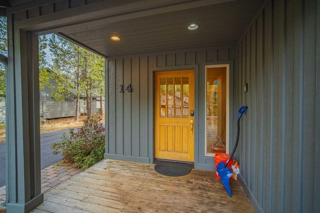 17741 Topflite Lane 14, Sunriver, OR 97707