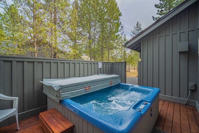 17741 Topflite Lane 14, Sunriver, OR 97707