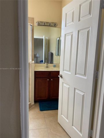 9464 SW 171st Pl ANNEX, Miami, FL 33196