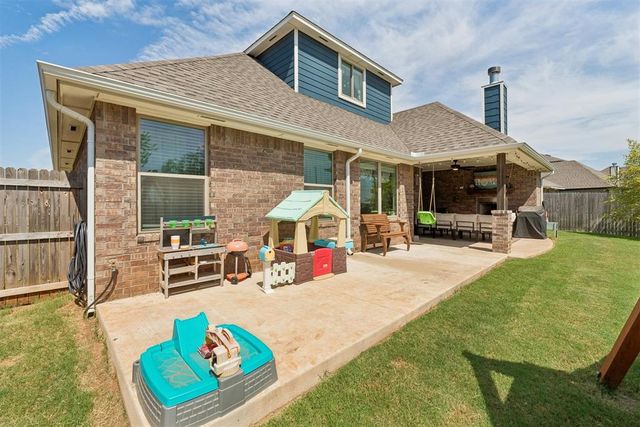 2816 Heather Haven, Moore, OK 73160
