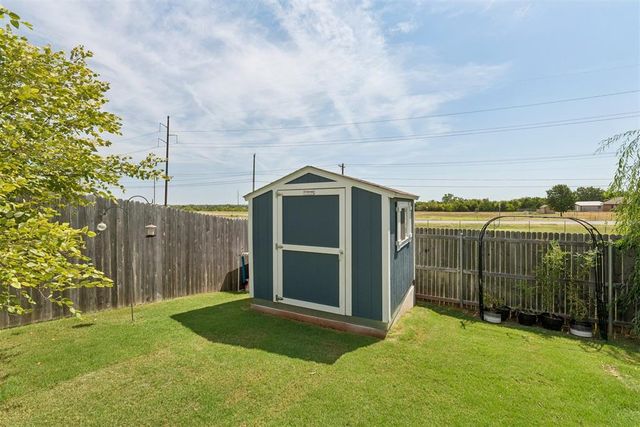 2816 Heather Haven, Moore, OK 73160