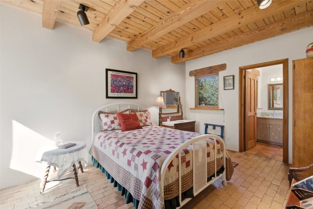 23 Camino De Las Minas, Santa Fe, NM 87508