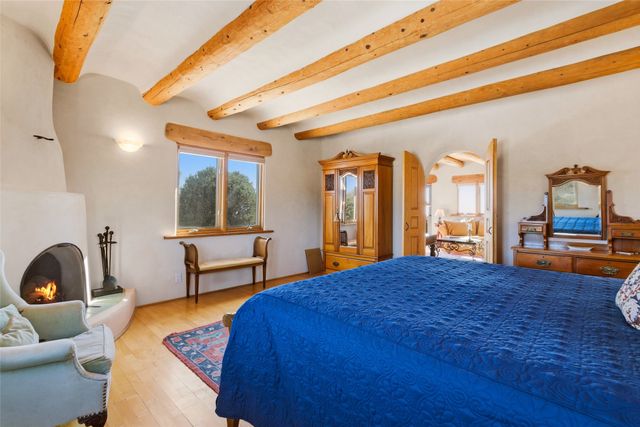 23 Camino De Las Minas, Santa Fe, NM 87508