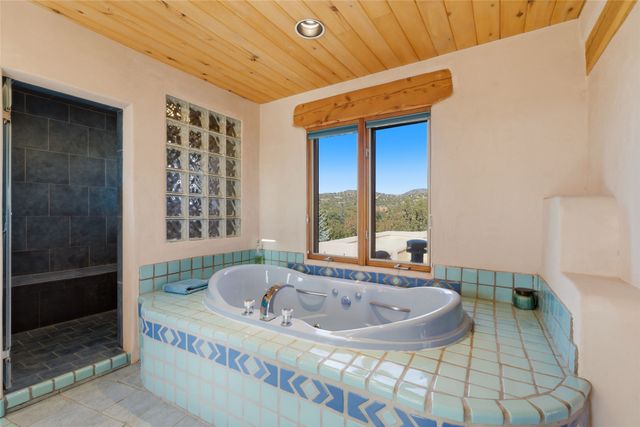 23 Camino De Las Minas, Santa Fe, NM 87508