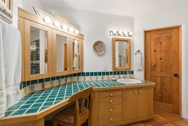 23 Camino De Las Minas, Santa Fe, NM 87508