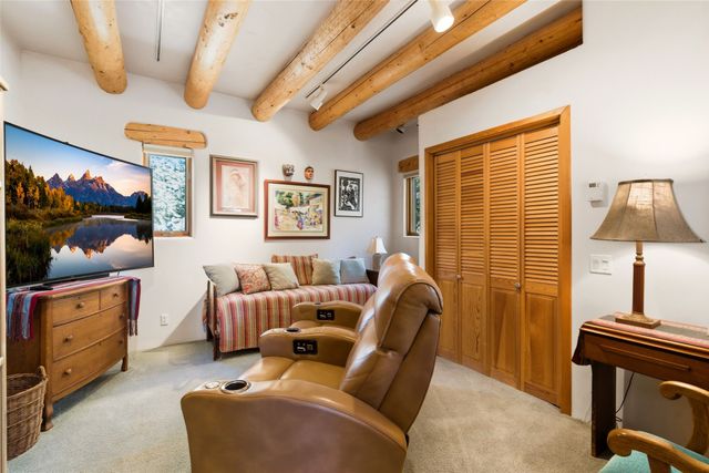 23 Camino De Las Minas, Santa Fe, NM 87508