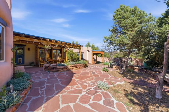 23 Camino De Las Minas, Santa Fe, NM 87508