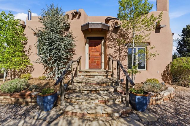 23 Camino De Las Minas, Santa Fe, NM 87508