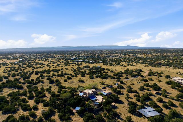 23 Camino De Las Minas, Santa Fe, NM 87508