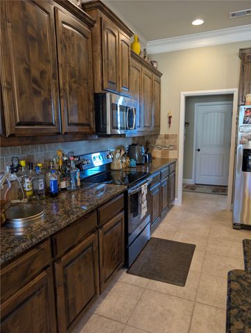 3518 Old Mineral Wells Highway, Weatherford, TX 76088