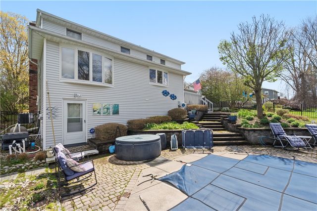 291 Farmview Drive, Walworth, NY 14502