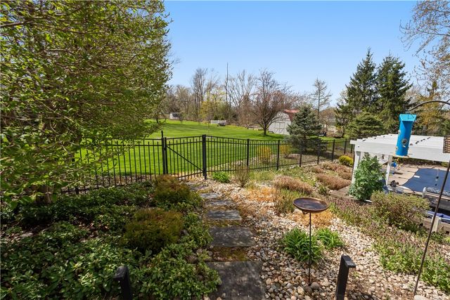 291 Farmview Drive, Walworth, NY 14502