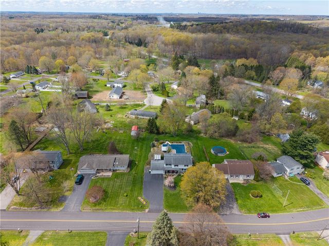 291 Farmview Drive, Walworth, NY 14502
