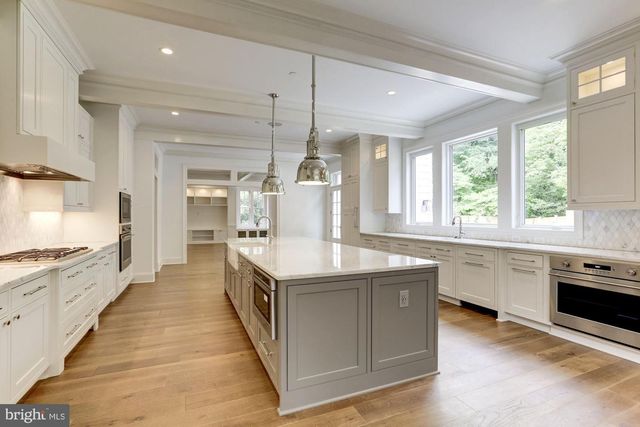 1601 WRIGHTSON, Mclean, VA 22101