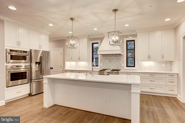 1601 WRIGHTSON, Mclean, VA 22101