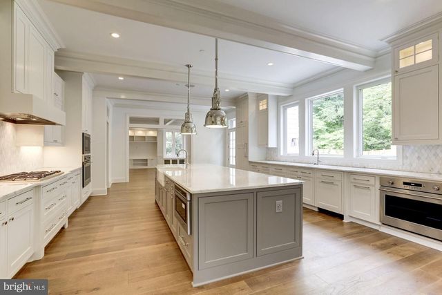 1601 WRIGHTSON, Mclean, VA 22101