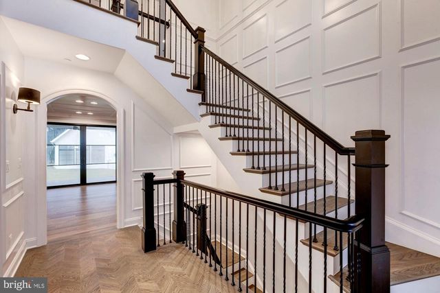 1601 WRIGHTSON, Mclean, VA 22101