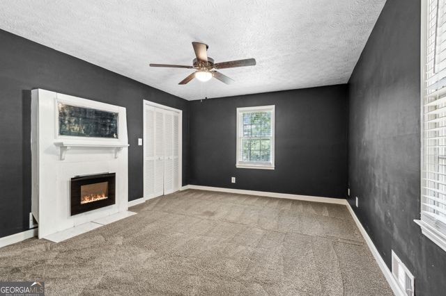 406 Farm Street, Loganville, GA 30052