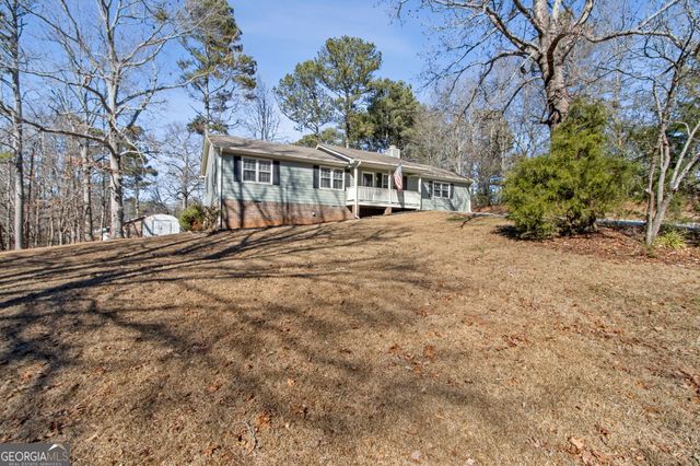 406 Farm Street, Loganville, GA 30052