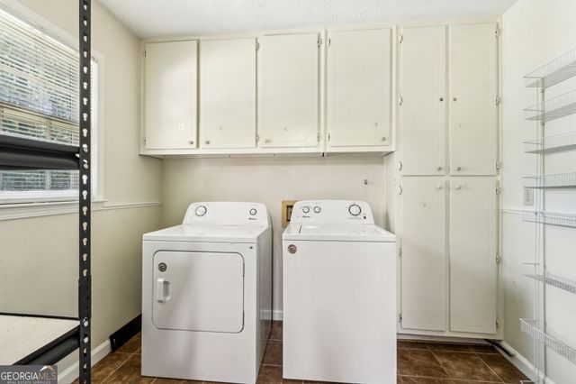 406 Farm Street, Loganville, GA 30052