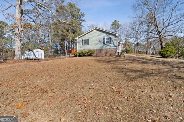 406 Farm Street, Loganville, GA 30052