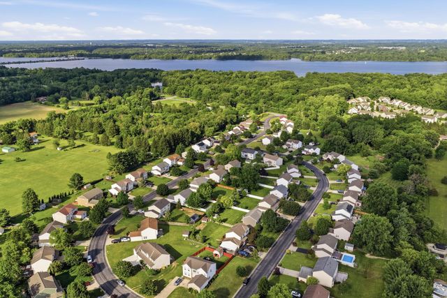 3452 Greenville Drive, Lewis Center, OH 43035