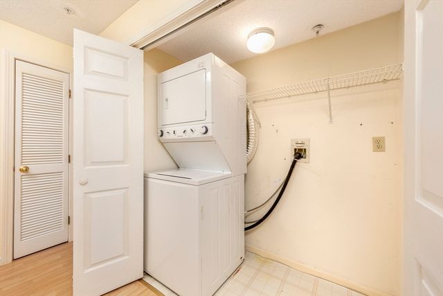 20 Weatherly Drive 4, Salem, MA 01970