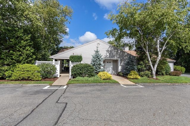 20 Weatherly Drive 4, Salem, MA 01970