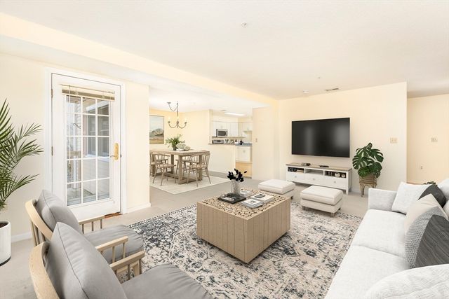 20 Weatherly Drive 4, Salem, MA 01970