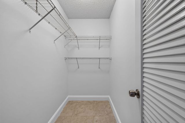 318 Normandy G 318, Delray Beach, FL 33484