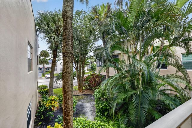318 Normandy G 318, Delray Beach, FL 33484