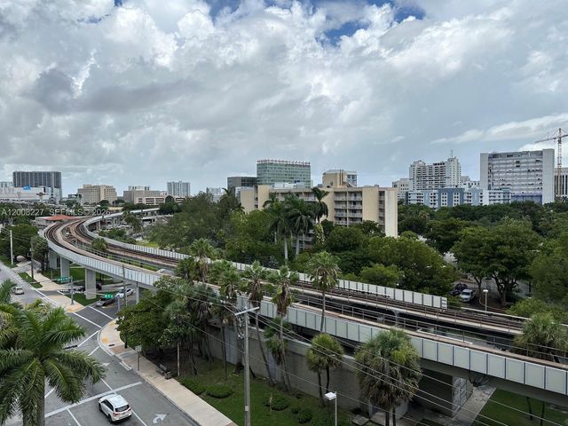 816 NW 11th St 803, Miami, FL 33136