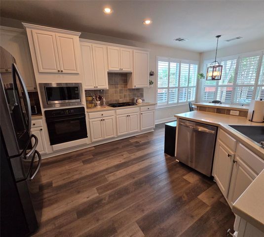 8208 Endeavor CIR, Austin, TX 78726