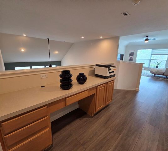 8208 Endeavor CIR, Austin, TX 78726