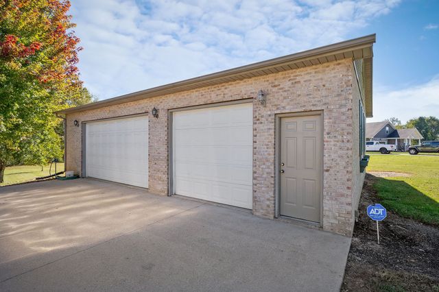 2606 Park West Dr, Cookeville, TN 38501