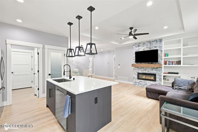 2295 N Skye Circle, Houston, AK 99694