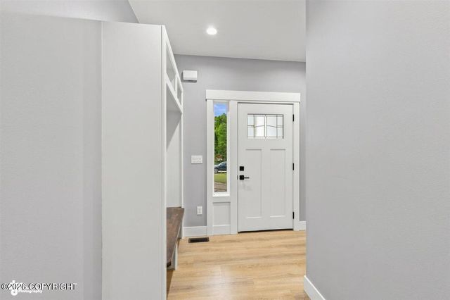 2295 N Skye Circle, Houston, AK 99694