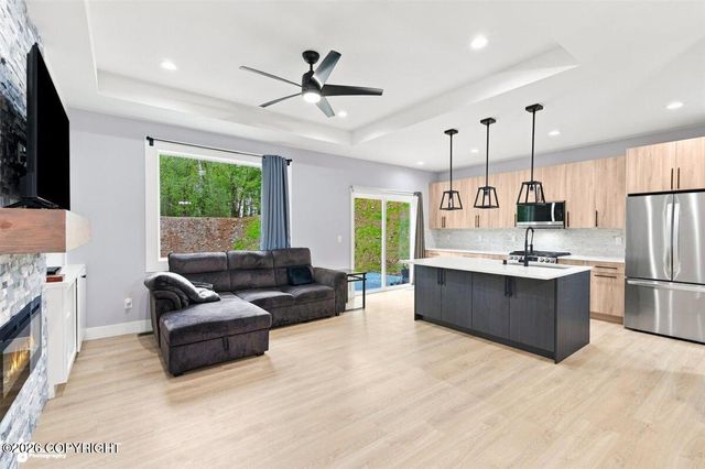 2295 N Skye Circle, Houston, AK 99694