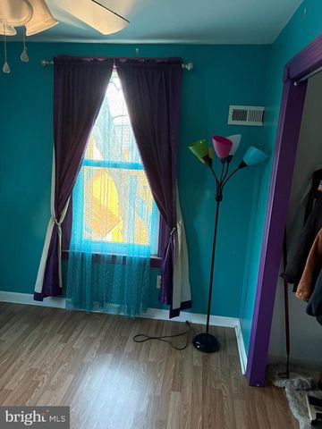 323 W 4TH ST, Florence, NJ 08518