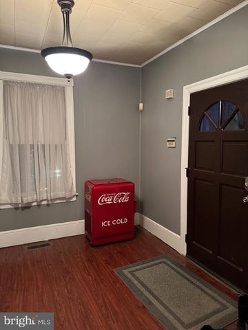 323 W 4TH ST, Florence, NJ 08518