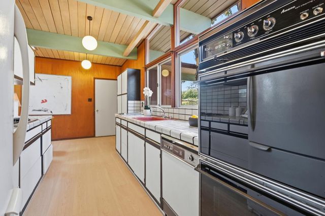 370 Shasta Drive, Palo Alto, CA 94306