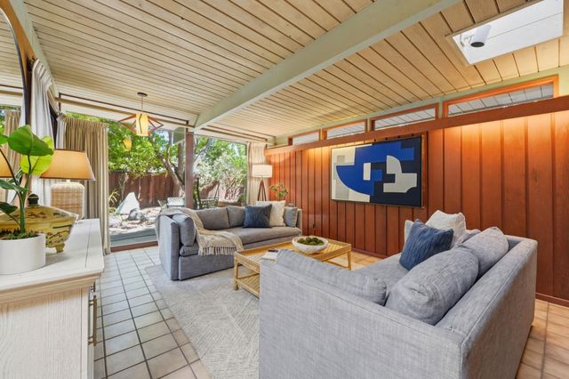 370 Shasta Drive, Palo Alto, CA 94306